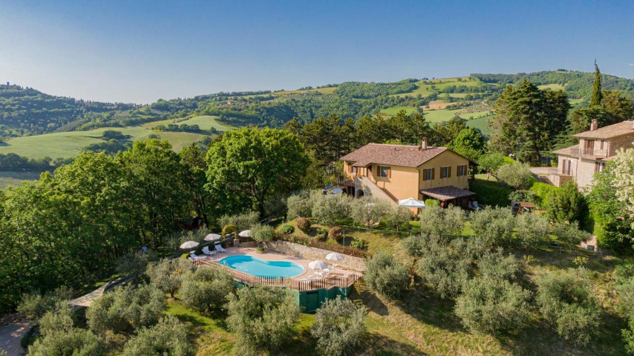 Agriturismo Le Dolci Colline Valfabbrica Bagian luar foto