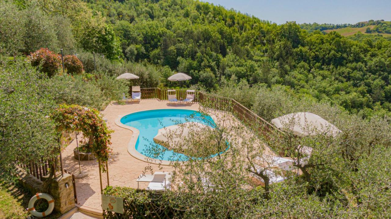 Agriturismo Le Dolci Colline Valfabbrica Bagian luar foto