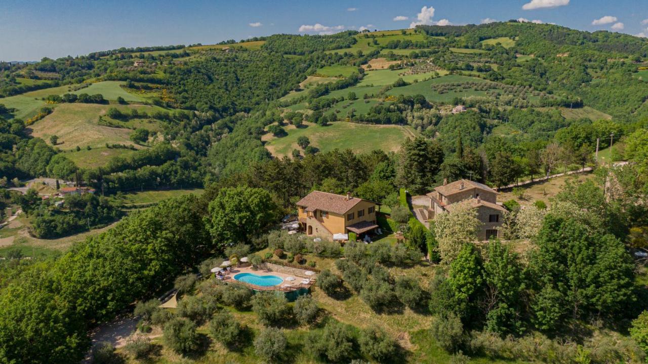 Agriturismo Le Dolci Colline Valfabbrica Bagian luar foto